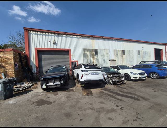 475M² MINI FACTORY TO LET IN DENVER